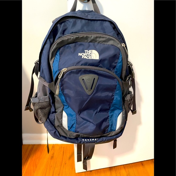 The North Face Handbags - ❤️ GUC The Northface Yavapai backpack